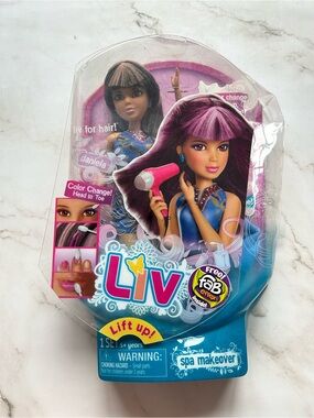 Spin Master Liv Color Change Spa Makeover Daniela Dol